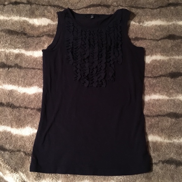 GAP Ruffle Tank - Picture 3 of 3